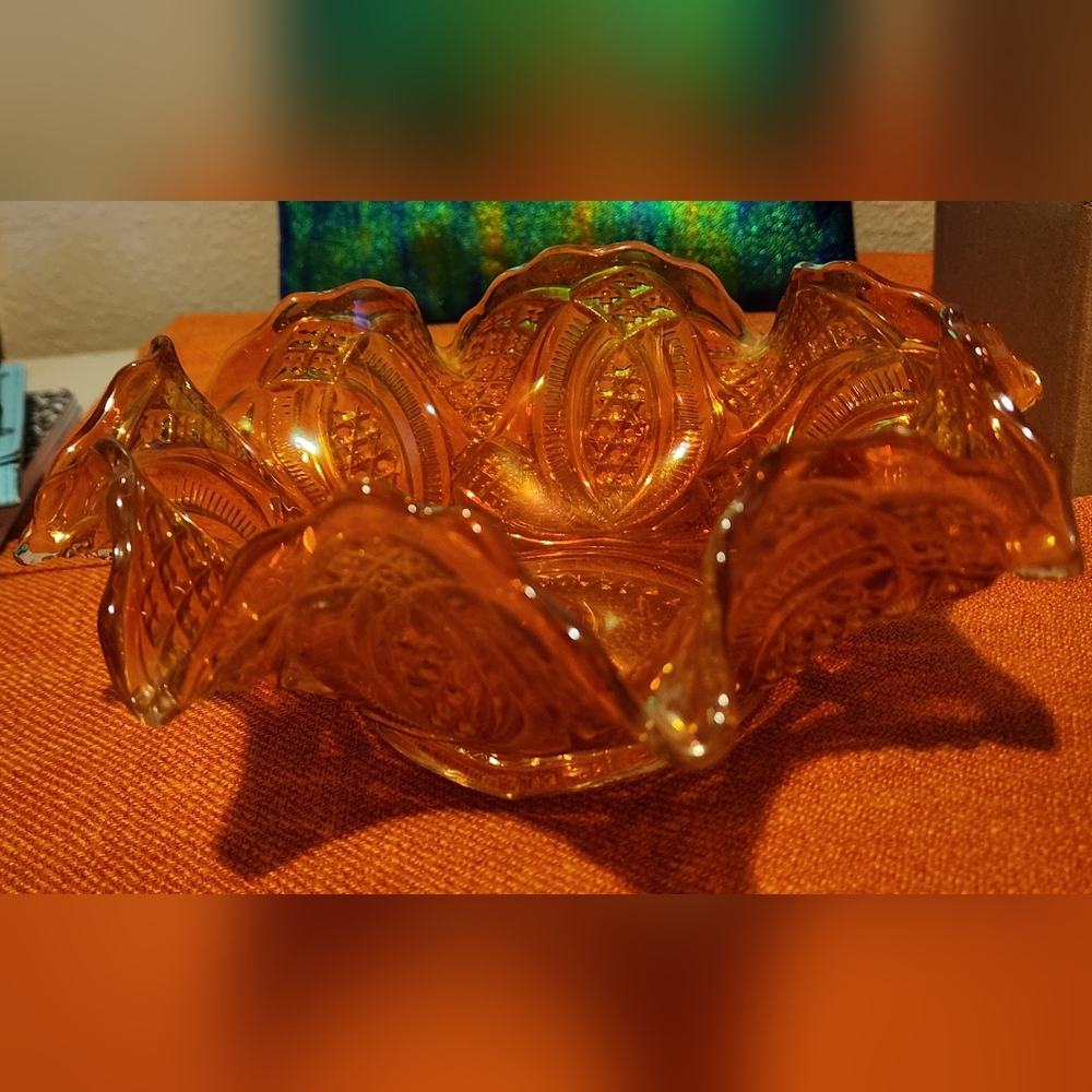 Vintage Imperial Glass Marigold Carnival Diamond Wedding Ring Fruit Ruffled Bowl